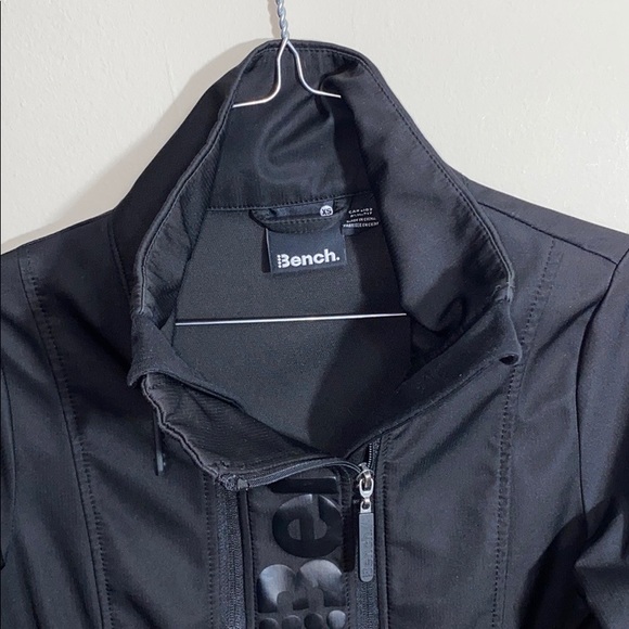 SOLD!!! BENCH JACKET 👍 - Picture 3 of 5